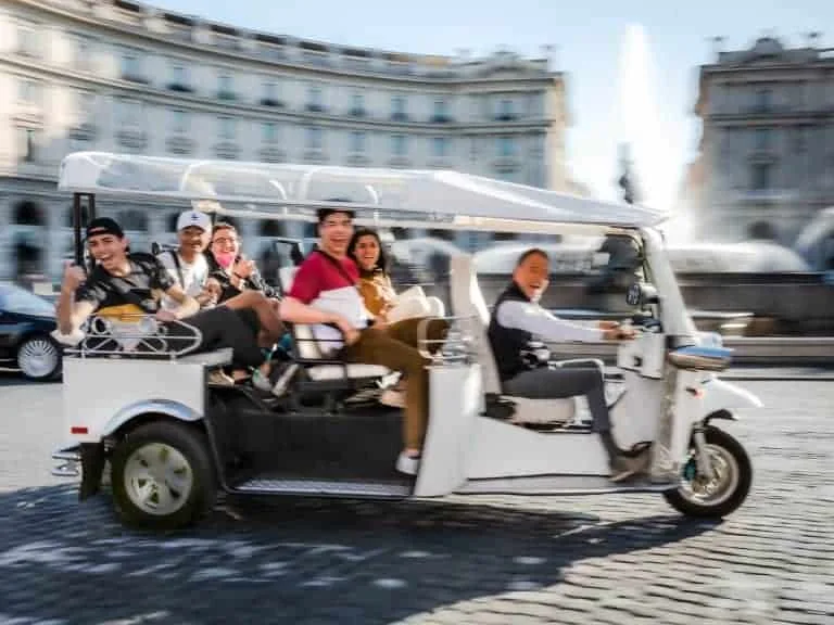 Etuk enjoying piazza della repubblica