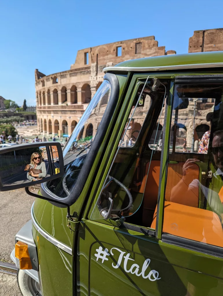 Private electric Ape Calessino tour of Rome Vintage Tuk Tuk Tour