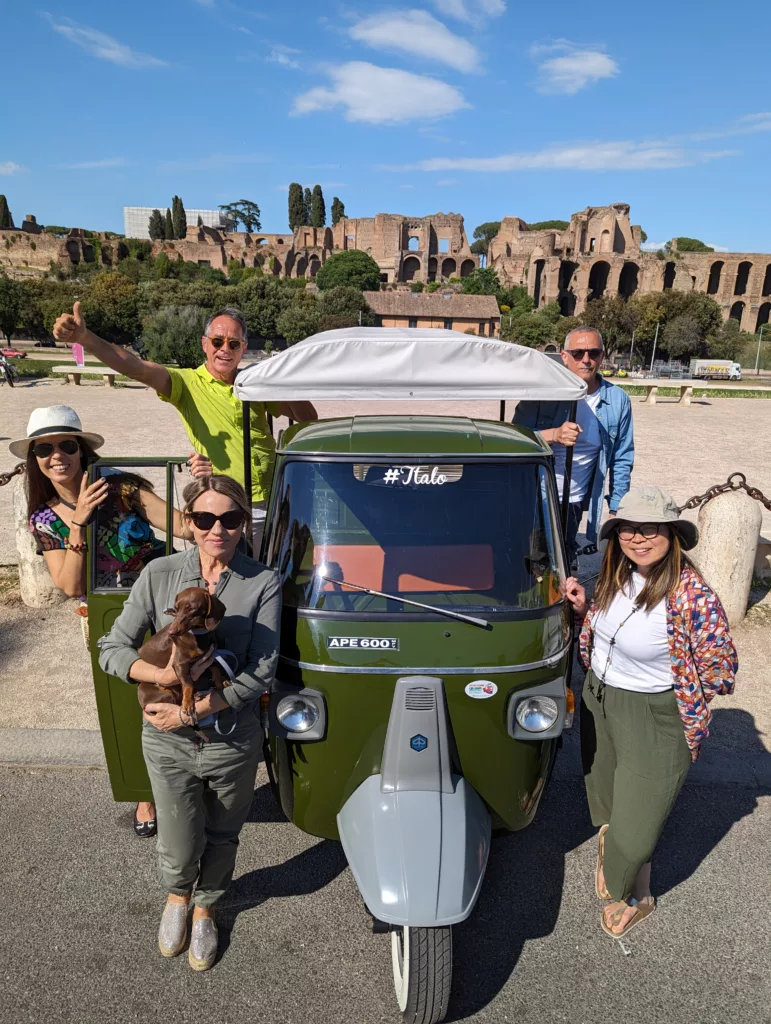 Private electric Ape Calessino tour of Rome Vintage Tuk Tuk Tour