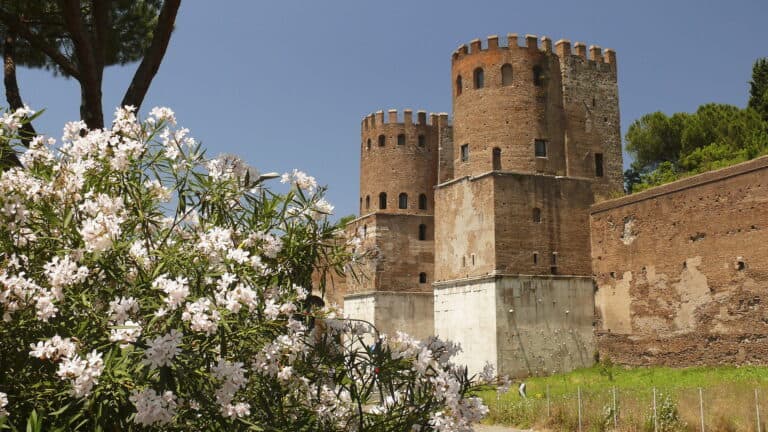 Porta Pia & Porta Sansebastiano