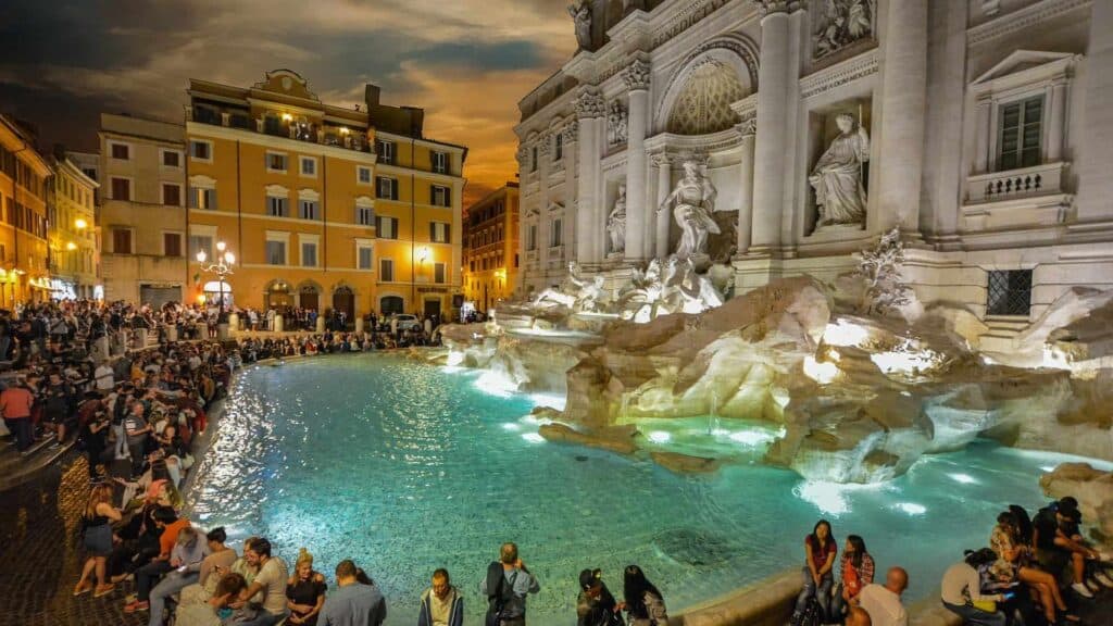 Trevi Fountain Tour 1