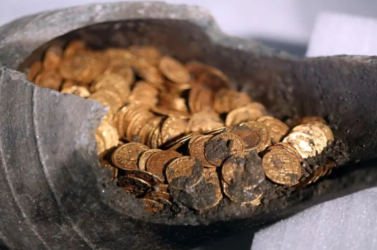 Lost treasures rome